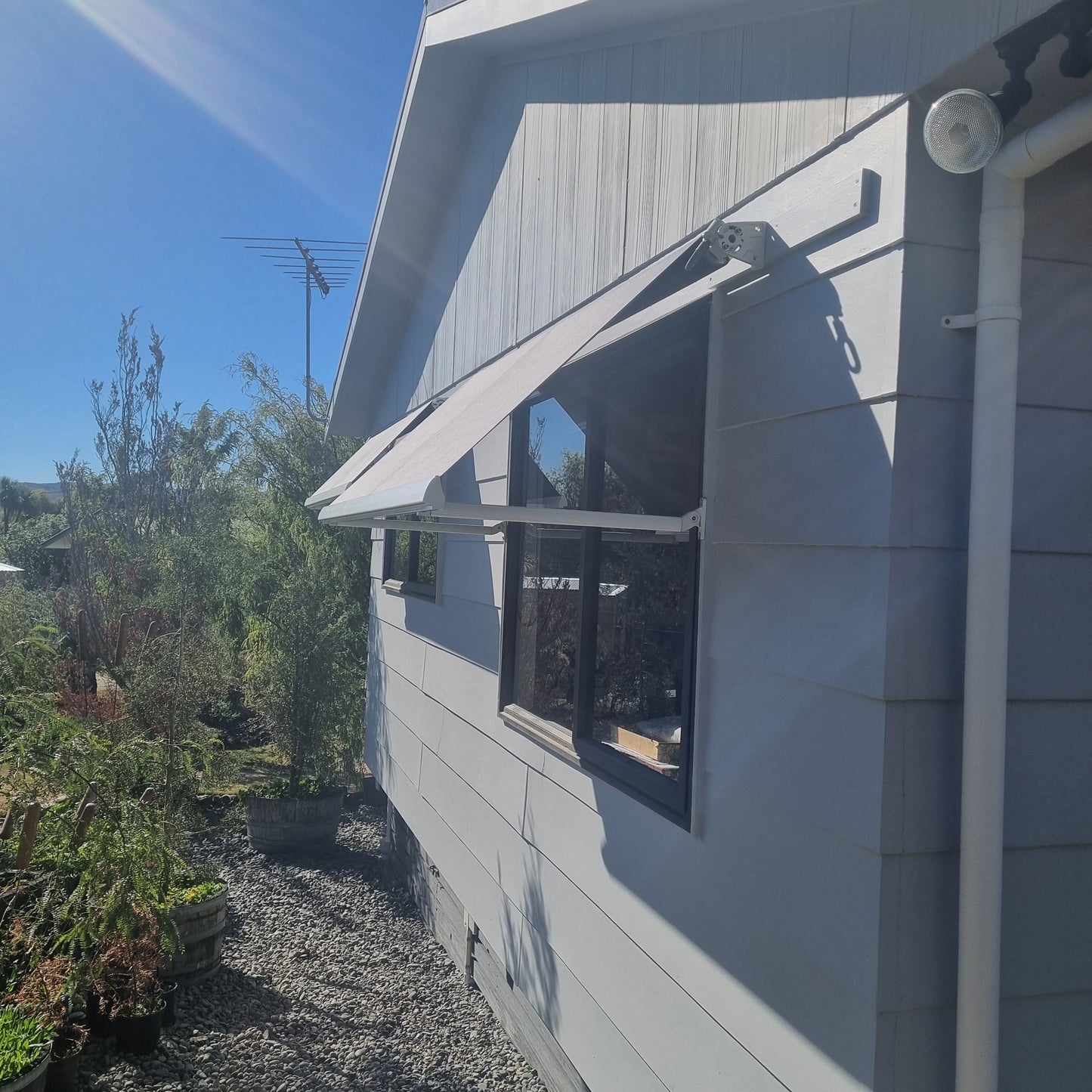 Canterbury Blinds and Screens - Spring Arm Awning